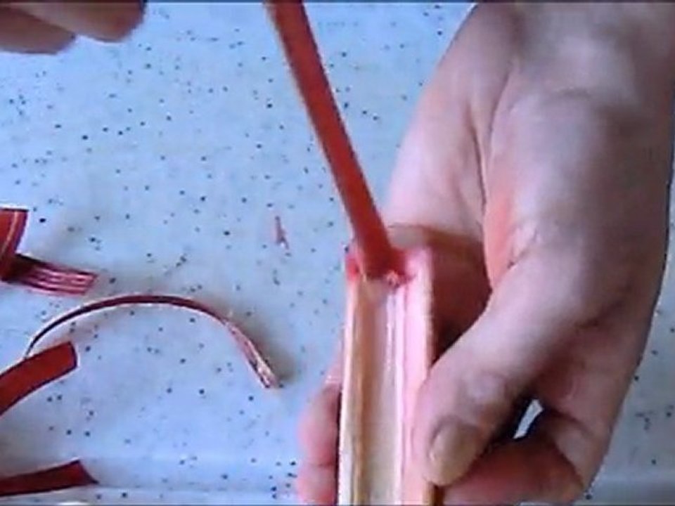 Eplucher la rhubarbe