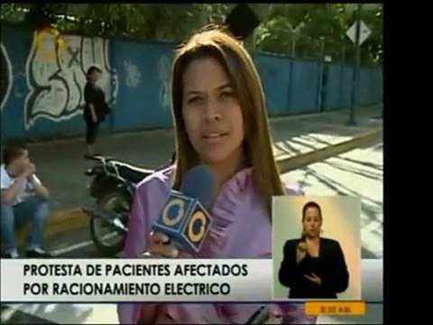 Pacientes de diálisis protestan en la calle porque su clínic