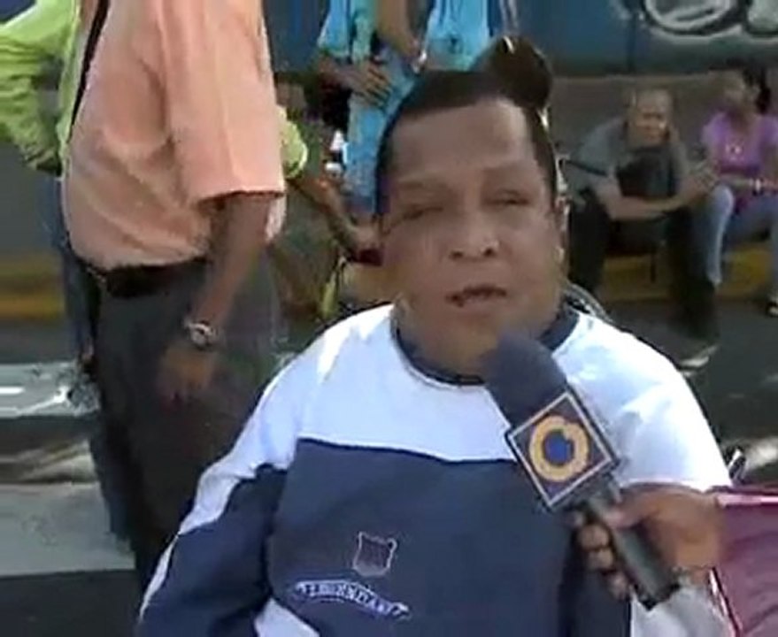 Pacientes y directivos de la Unidad de Hemodiálisis Riversid