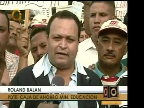 Obreros de las escuelas públicas reclaman discusión del cont