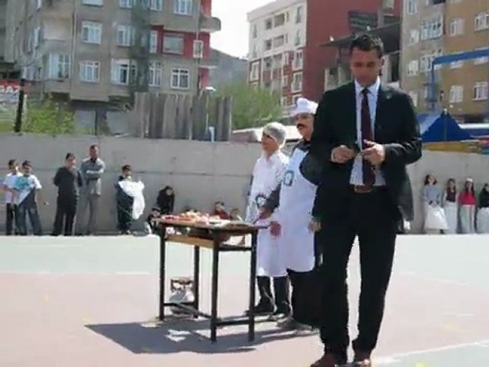 2010-2011 -- 23 Nisan - Ispanaklı Yumurta