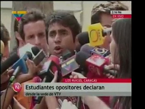 Comision de representantes estudiantiles al salir de VTV