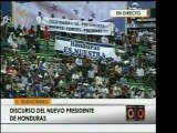 Porfirio Lobo recibe la banda presidencial de Honduras y da