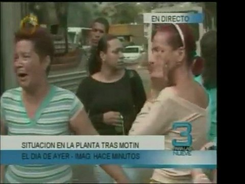 Llegaron autobuses para movilizar reos de La Planta. La GN a