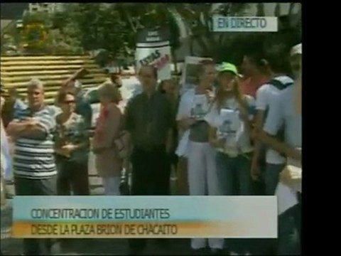 Miembros del movimientos estudiantil y de distintos lugares