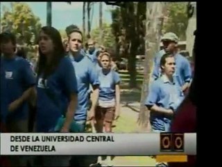Estudiantes de la UCV salen desde su casa de estudios a la P