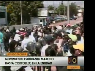 La marcha de estudiantes en Táchira logró llegar a Corpoelec
