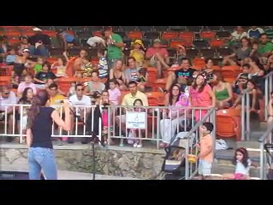 Pinecrest Gardens Easter Eggstravaganza with ZWF!