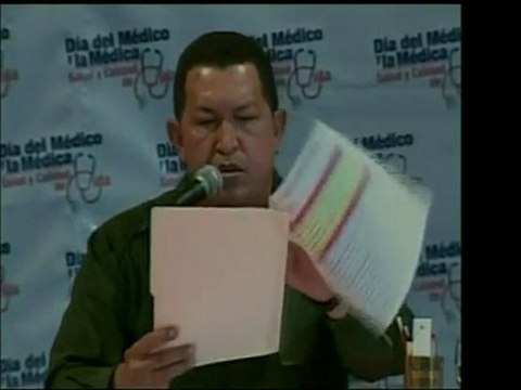 Pdte. Chavez ordena homologación de los sueldos de médicos d