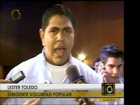 Lester Toledo, dirigente del Mov. Voluntad Popular, explica
