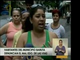Habitantes de Las Minas de Baruta reclaman trabajos de asfal