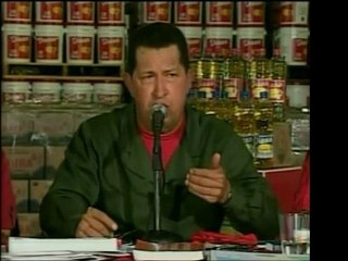 Al saludar a distintas comunidades del país, el Pdte. Chavez