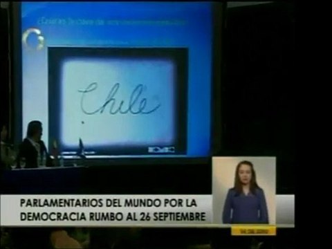 En evento Parlamentarios del Mundo . Parlamentario chileno
