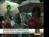 En Hong Kong manifestantes utilizan las vuvuzelas para prote