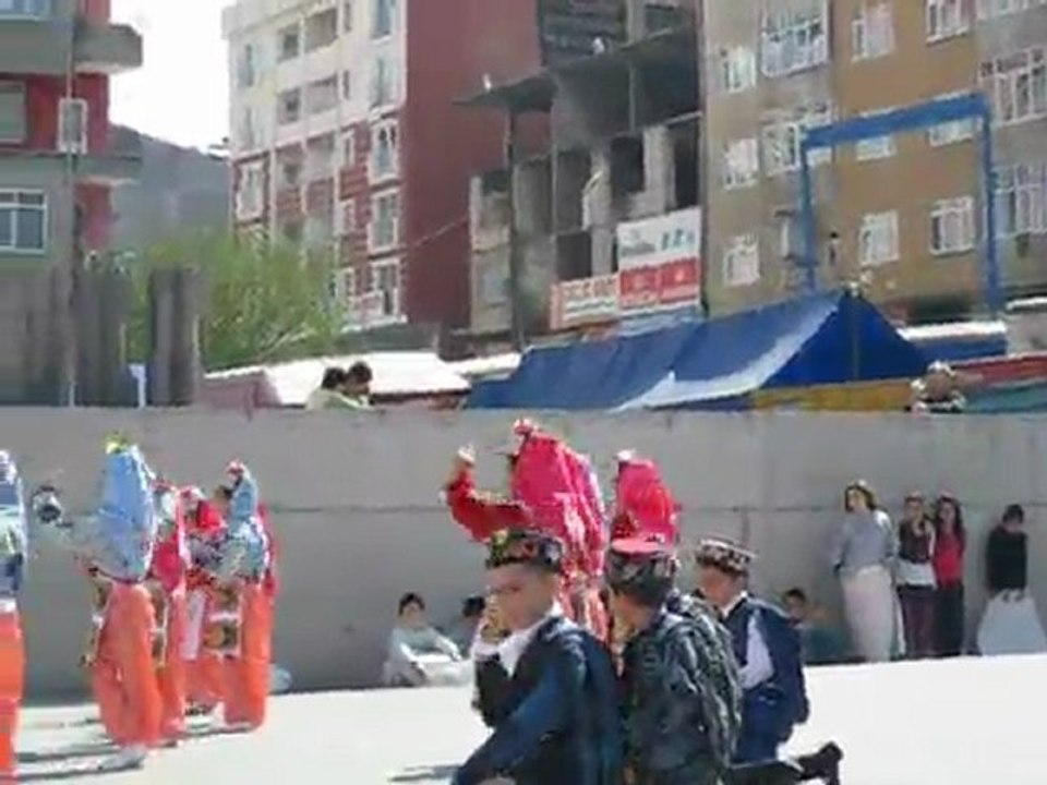 2010-2011 -- 23 Nisan - Aydın Yöresi Halk Oyunları Gösterisi