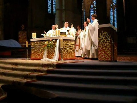 Cathédrale Saint Etienne de Châlons - Jeudi Saint 2011 - Prière Eucharistique et Notre Père