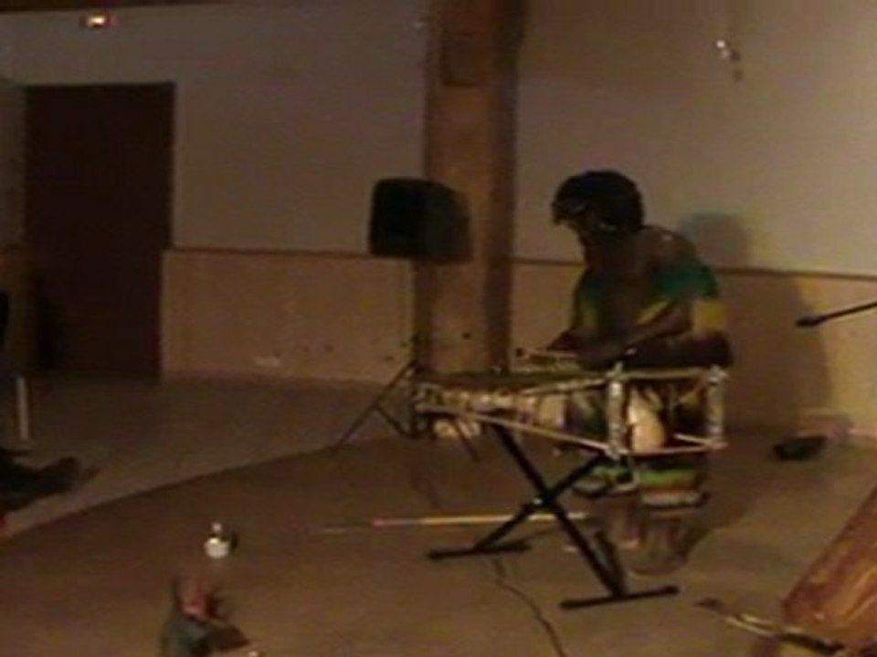 Le Filsdusoleil au balafon