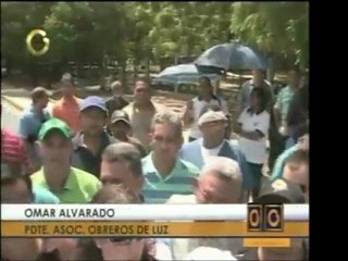 Trabajadores de LUZ marcharon dentro de esa casa de estudios