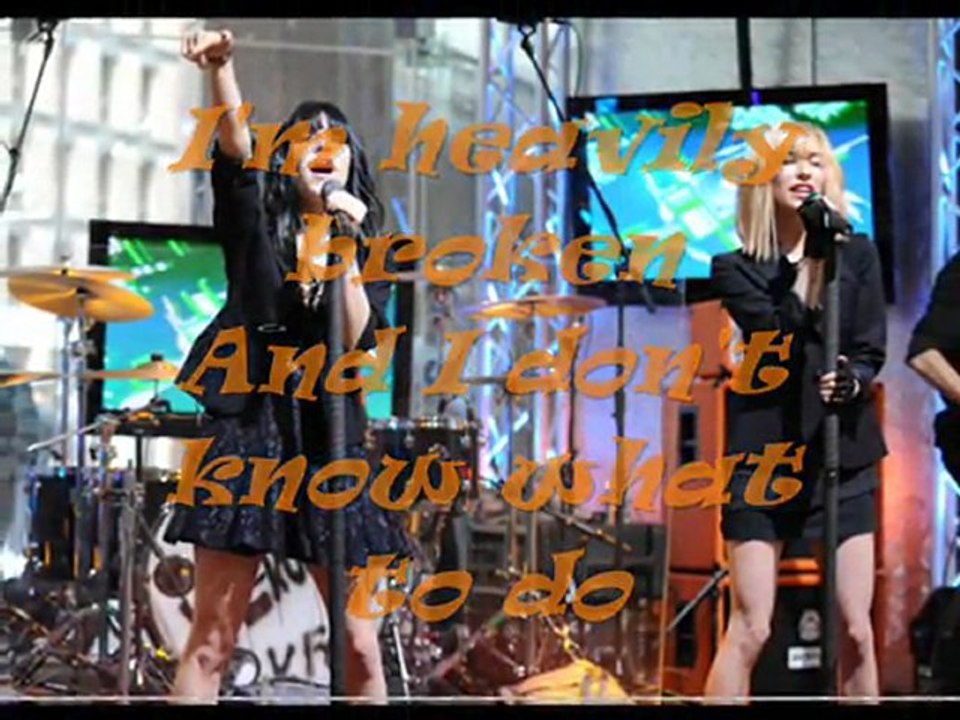 The Veronicas - Heavily Broken (Lyrics)