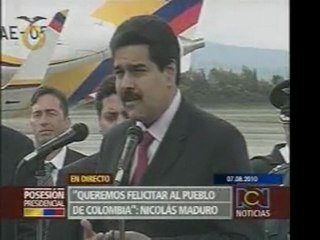 Maduro llega a Bogotá para investidura de Santos
