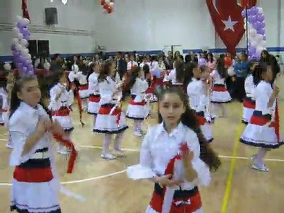 23 Nisan 2011 Zeliha Gaferoğlu ve Ayşe Fidan Ront Gösterisi