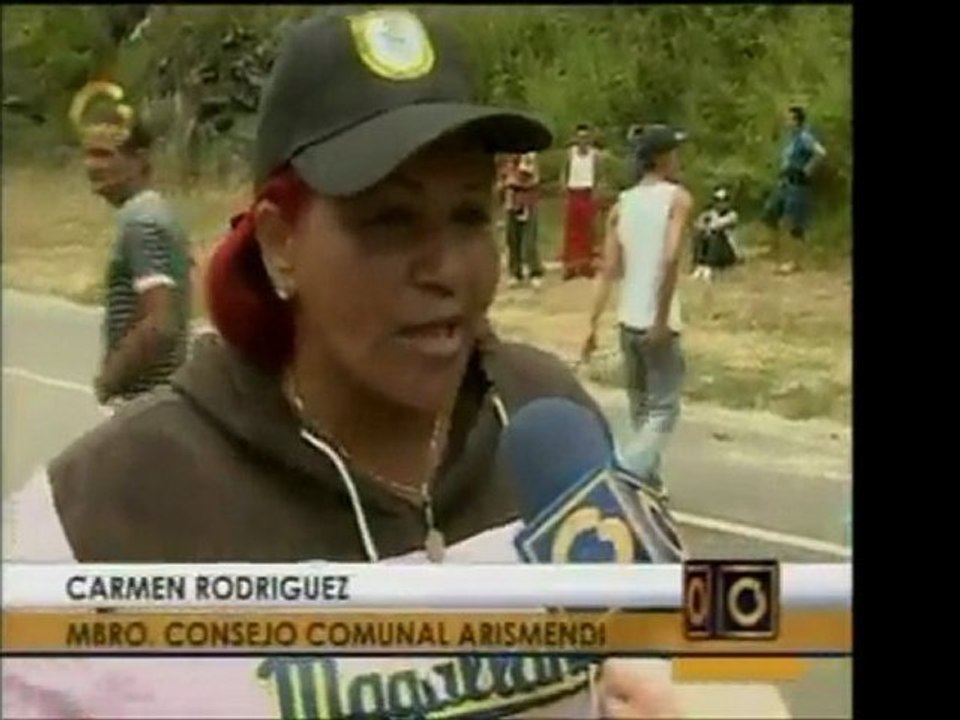 Desde tranca en la autopista a nivel de Antímano manifestant