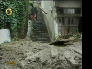 Un deslizamiento de tierra provocó la muerte de 11 personas