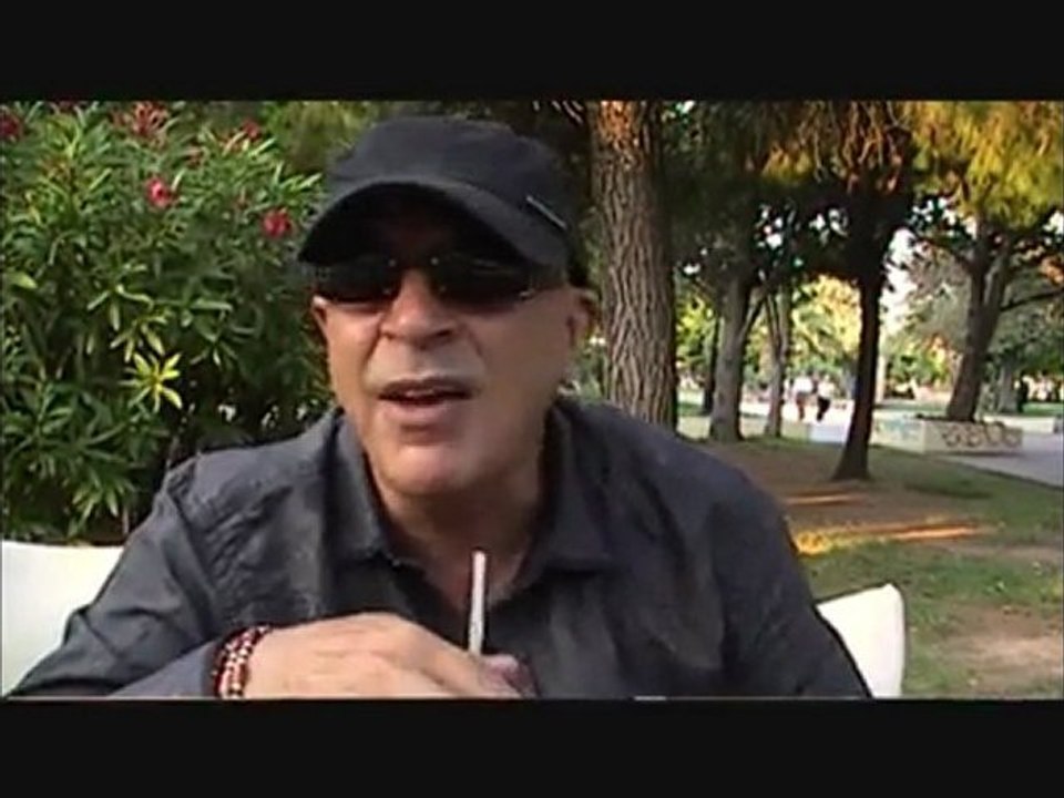 ΓΙΑΝΝΗΣ ΖΟΥΓΑΝΕΛΗΣ Η ΠΡΩΤΗ ΣΥΝΕΝΤΕΥΞΗ - mymusicwall.com