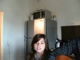 mi  nina cantando un alabanza