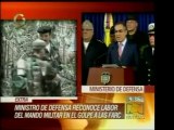 Min. de Defensa de Colombia entrega al Pdte. Santos el parte