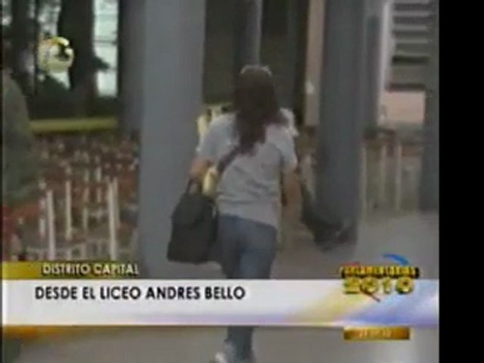 Contacto desde el Liceo Andrés Bello, centro de votación car