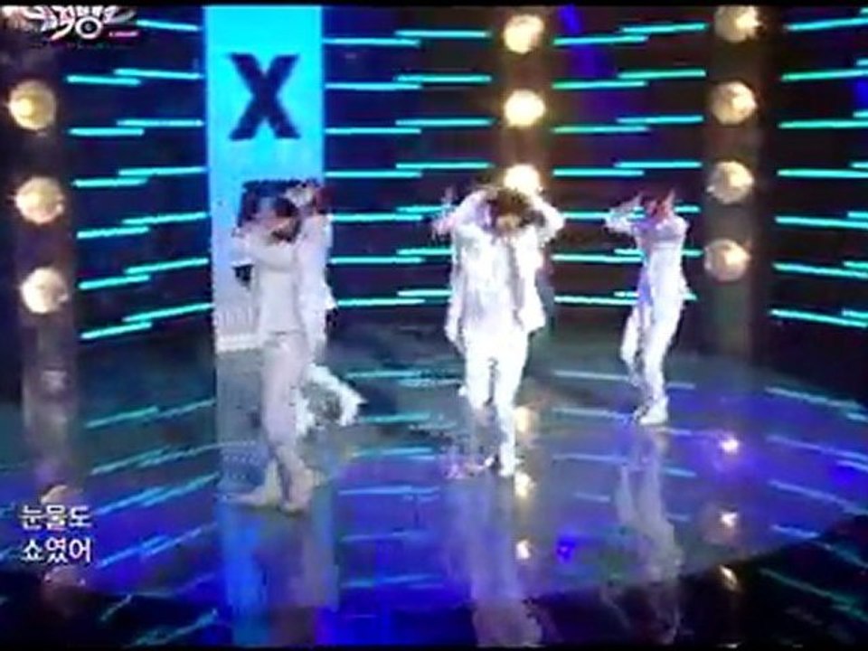 110422 Fantasy + The Show Is Over - X5