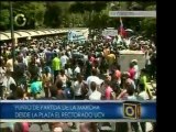 Inicia la marcha ucvista rumbo al Ministerio de Educación Un