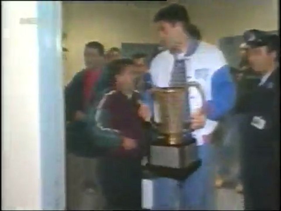 OLYMPIAKOS CHAMPIONS EUROPE 1997 - Άφιξη των Πρωταθλητών Ευρώπης
