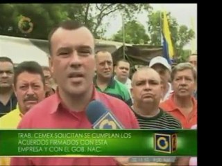 Trabajadores de CEMEX en el Zulia realizan una vigilia y tie