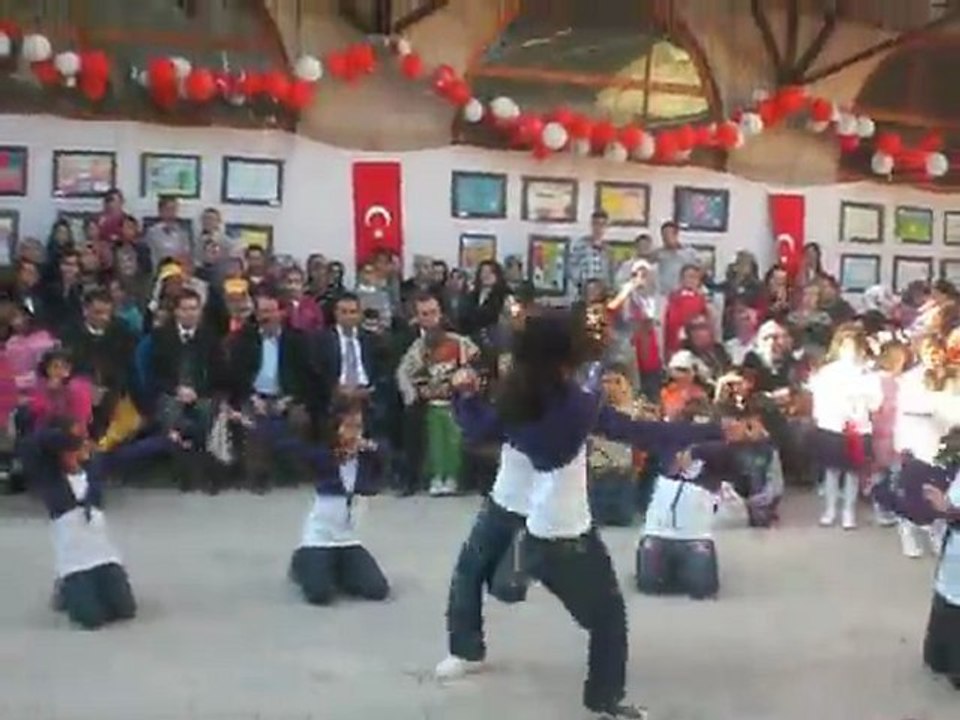 şehit ibrahim yiğit io 23 nisan şenlikleri 4A Kolbastı