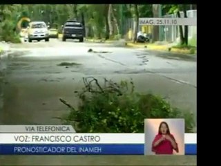 Algunas vías de Caracas colapsan por las lluvias. El Inameh