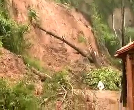 Imágenes de los derrumbes que han ocurrido en Santa Mónica,