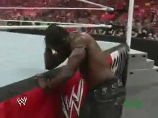 WWE RAW 4 18 11 John Morrison vs R-Truth (HQ)