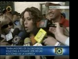 Oficialistas gritan contra manifestación de Globovisión. Se