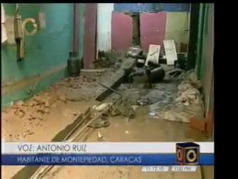 Tubo matriz de aguas blancas se rome y afecta a más de 8 cas