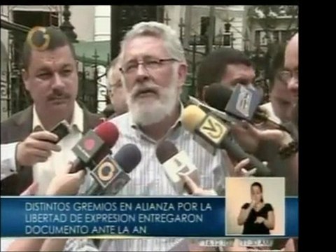 Prof. de la UCAB, Marcelino Bisbal, rechaza la forma autorit