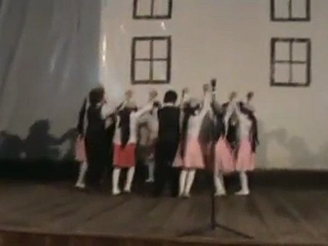 Damar İlköğretim Okulu 23 Nisan 2011 (Rize Hemşin Horonu)