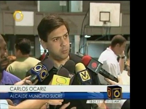 Alcalde Carlos Ocariz se reunió con dueños de licorerías lue