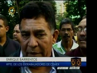 Trabajadores de Cemex, expropiada el año antepasado, protest