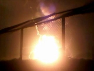 Video completo de la  primera  explosiones desde el estadio