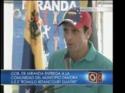 El gobernador de Miranda entrega escuela remodelada en el mu