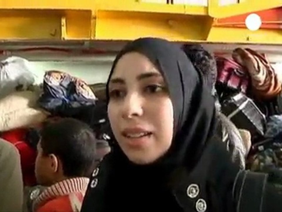 Les rebelles font reculer les troupes de Kadhafi de...