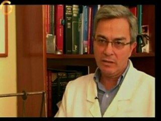 Existen muchos mitos aldedor del Sida y VIH. Un médico infec