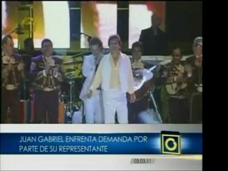 El cantante mexicano Juan Gabriel enfrenta una demanda por d